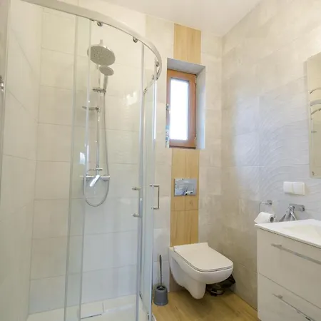 別荘 Dw Kinga & Na Granicznej Z Jacuzzi *