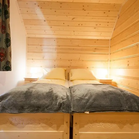 Dw Kinga & Na Granicznej Z Jacuzzi *