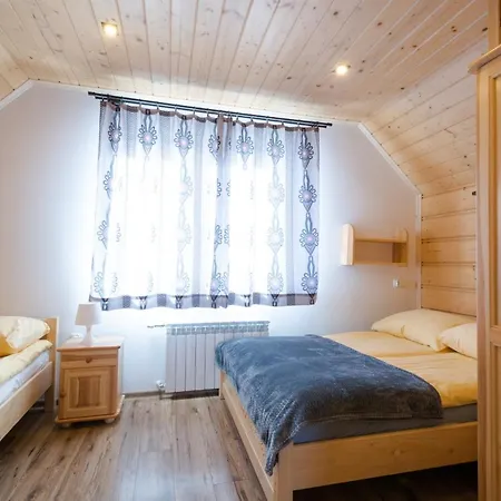 別荘 Dw Kinga & Na Granicznej Z Jacuzzi Kacwin