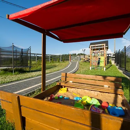 Dw Kinga & Na Granicznej Z Jacuzzi 別荘 Kacwin